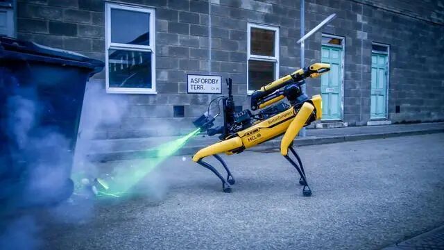 英国国防部研发机器狗解决炸弹探测、拆除和处理问题(图2)